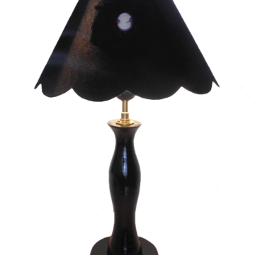 Lampe bois capricieuse abat jour noir