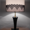 lampe bois avec abat jour dentelle