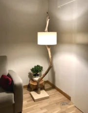 lampadaire en bois sur mesure